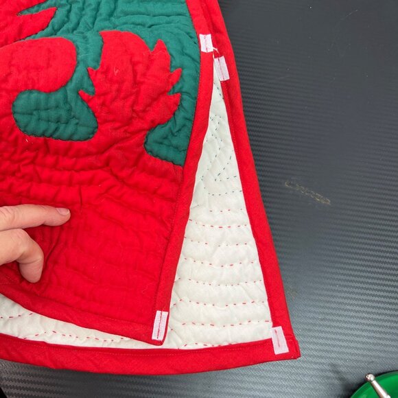 Vintage Quilted Christmas Tree Skirt Red Green Lorenzun Merchandise Philippines - Picture 6 of 9